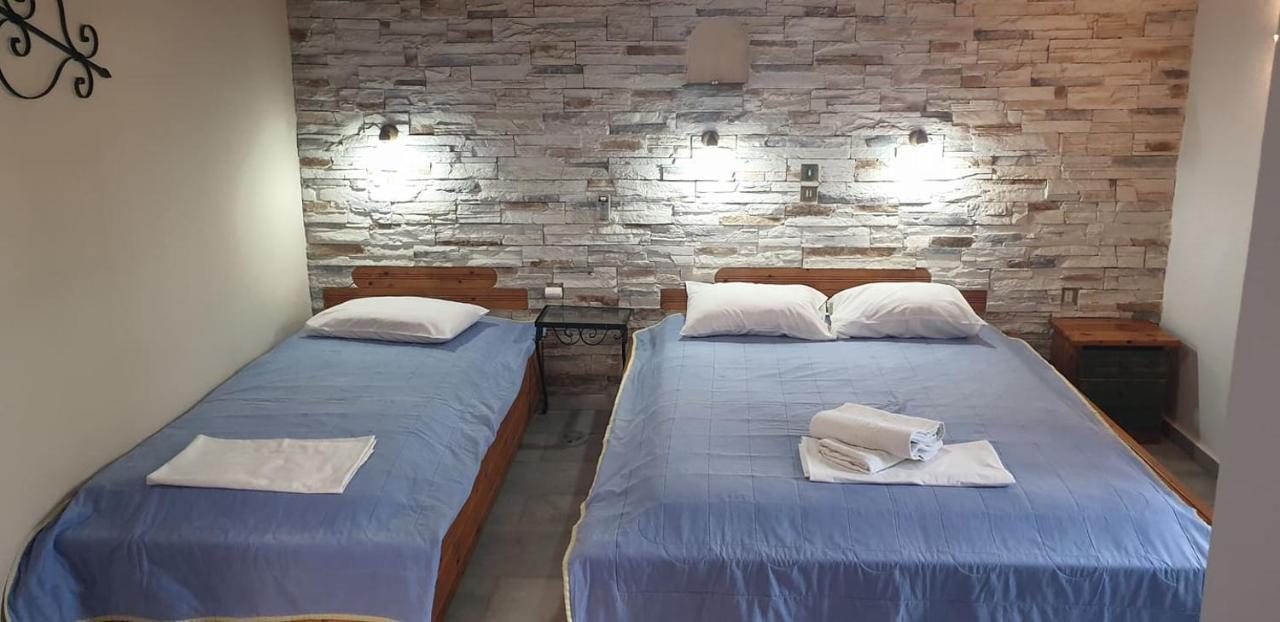 Naxos City Evi Studios & Apartments מראה חיצוני תמונה