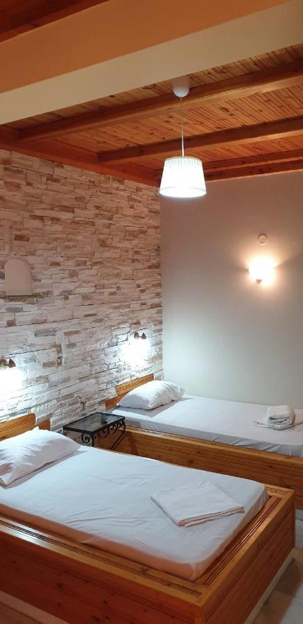 Naxos City Evi Studios & Apartments מראה חיצוני תמונה