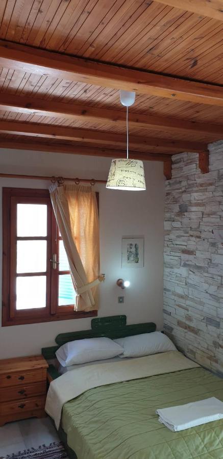 Naxos City Evi Studios & Apartments מראה חיצוני תמונה