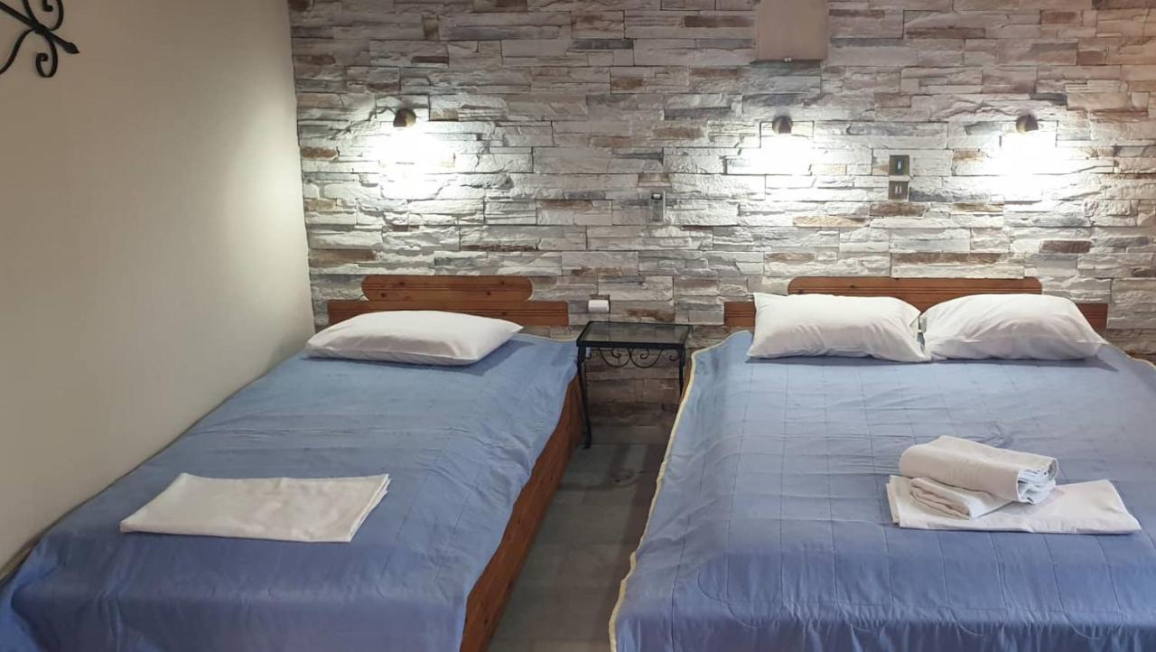 Naxos City Evi Studios & Apartments מראה חיצוני תמונה