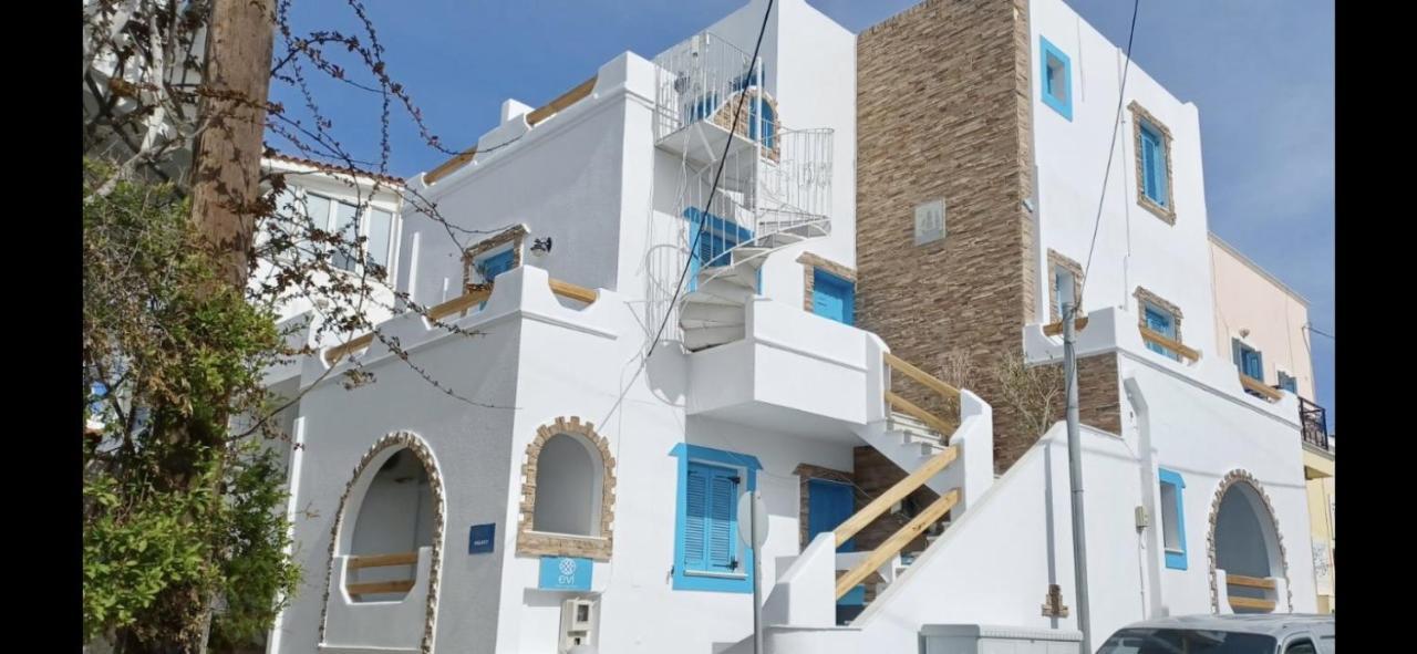 Naxos City Evi Studios & Apartments מראה חיצוני תמונה